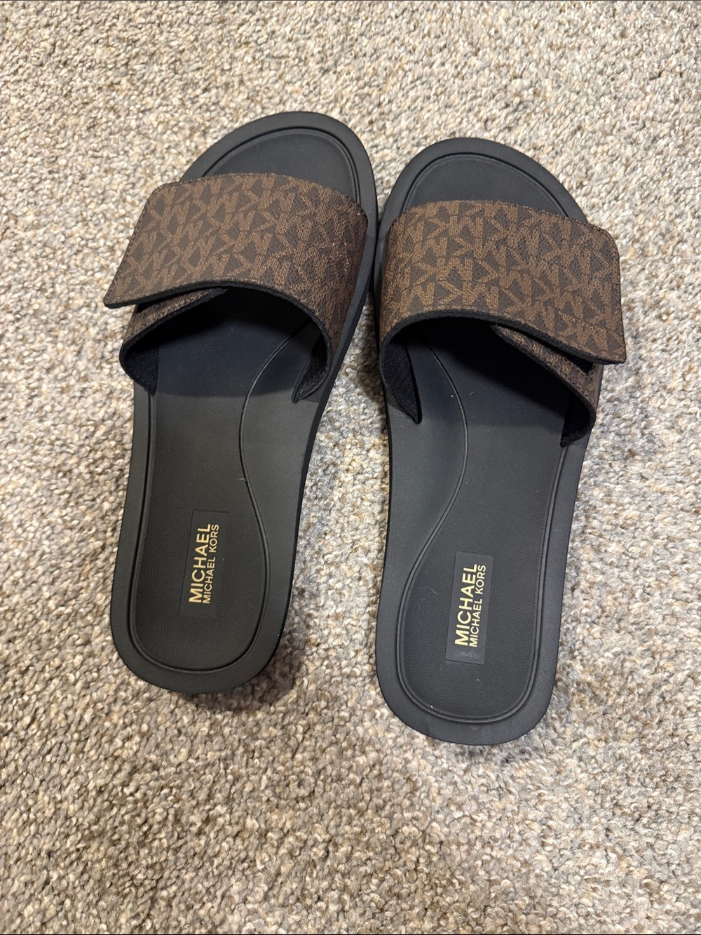 Michael Kors size 9 sandals